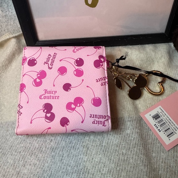 Juicy Couture Fuchsia and Light Pink Wallet with Heart Keychain - Picture 2 of 4